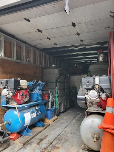 Duct Masters service truck 15