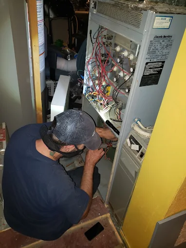Duct cleaning in progress 21