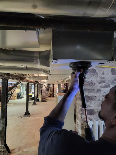 Duct cleaning setup 18